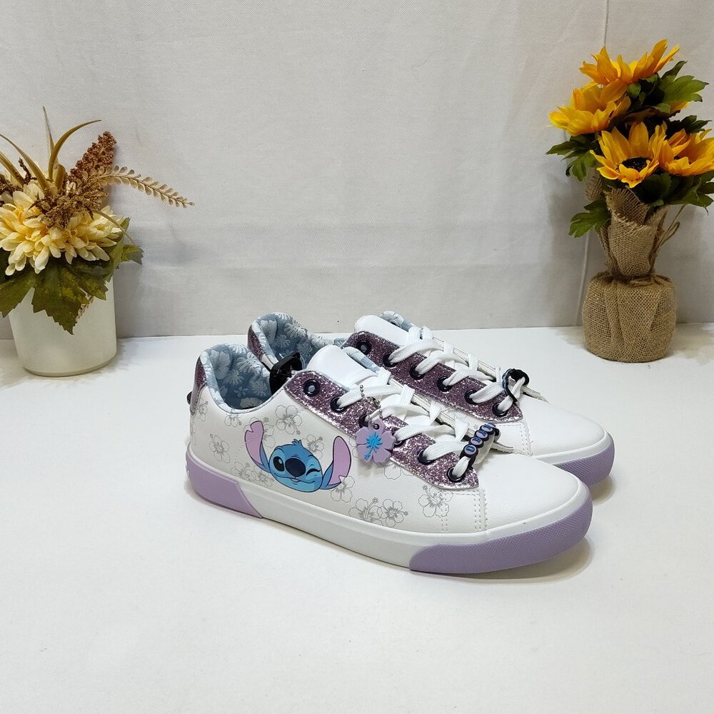 Disney Stitch Low Top Sneakers Womens 9.5 Lace-Up Glitter Accents Charm Keychain